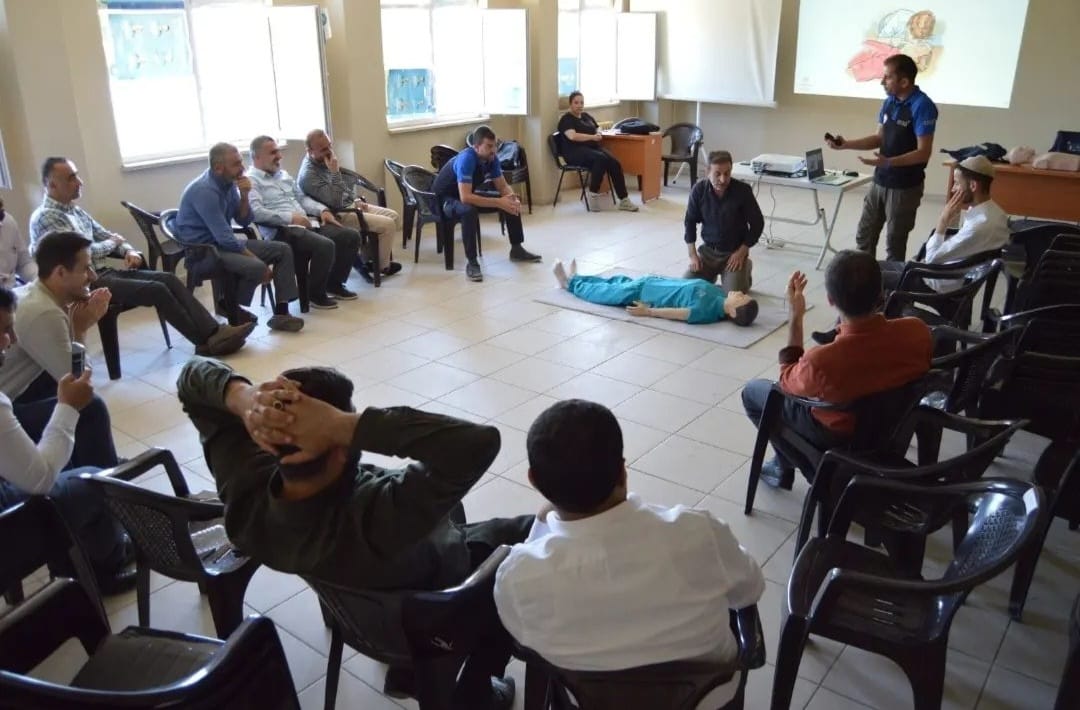 Şırnak İlimizde, İl Müftülüğünde Görevli İmam ve Din görevlileri Destek Afad Gönüllüsü Oluyor